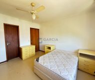 Apartamento com 180m², 3 dormitórios, 1 suíte, 2 vagas no bairro Jardim Lindóia em Porto Alegre