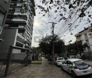 Apartamento com 99m², 2 dormitórios, 1 vaga no bairro Petrópolis em Porto Alegre