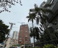 Apartamento com 99m², 2 dormitórios, 1 vaga no bairro Petrópolis em Porto Alegre