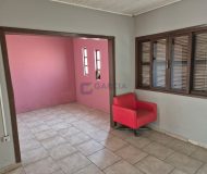 Casa com 250m², 2 dormitórios, 2 vagas no bairro Sarandi em Porto Alegre