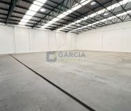 Depósito com 650m², 3 vagas no bairro São Geraldo em Porto Alegre