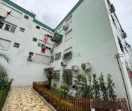 Apartamento com 45m², 1 dormitório no bairro Vila Ipiranga em Porto Alegre