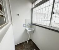 Apartamento com 45m², 1 dormitório no bairro Vila Ipiranga em Porto Alegre