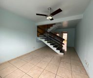 Casa com 90m², 2 dormitórios, 1 vaga no bairro Ecoville em Porto Alegre