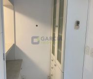Sala Comercial com 38m², 1 dormitório, 1 vaga no bairro Menino Deus em Porto Alegre