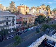 Sala Comercial com 38m², 1 dormitório, 1 vaga no bairro Menino Deus em Porto Alegre