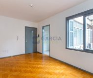 Apartamento com 37m², 1 dormitório, 1 suíte no bairro Floresta em Porto Alegre