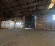 Depósito com 1.700m², 6 vagas no bairro Sarandi em Porto Alegre