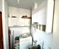 Casa com 263m², 6 dormitórios, 1 suíte, 2 vagas no bairro Parque Minuano em Porto Alegre