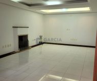 Casa com 341m², 3 dormitórios, 1 suíte, 8 vagas no bairro Ipanema em Porto Alegre