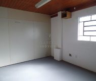 Depósito com 273m², 3 vagas no bairro Santa Maria Goretti em Porto Alegre