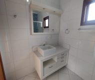 Casa com 100m², 3 dormitórios, 1 suíte, 3 vagas no bairro Sarandi em Porto Alegre