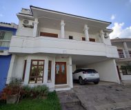 Casa com 100m², 3 dormitórios, 1 suíte, 3 vagas no bairro Sarandi em Porto Alegre