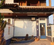 Prédio com 330m², 3 dormitórios, 1 suíte no bairro Vila Jardim América em Cachoeirinha