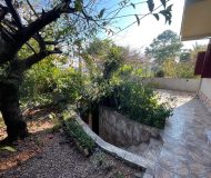 Casa com 190m², 4 dormitórios, 2 vagas no bairro Jardim Leopoldina em Porto Alegre
