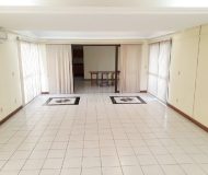 Apartamento com 68m², 2 dormitórios, 1 suíte, 1 vaga no bairro Jardim Lindóia em Porto Alegre