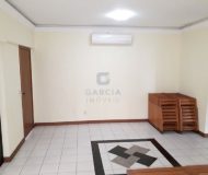 Apartamento com 68m², 2 dormitórios, 1 suíte, 1 vaga no bairro Jardim Lindóia em Porto Alegre