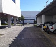 Apartamento com 68m², 2 dormitórios, 1 suíte, 1 vaga no bairro Jardim Lindóia em Porto Alegre