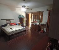 Casa com 250m², 4 dormitórios, 1 suíte, 3 vagas no bairro Sarandi em Porto Alegre