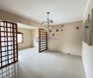 Casa com 24m², 4 dormitórios, 4 vagas no bairro Sarandi em Porto Alegre