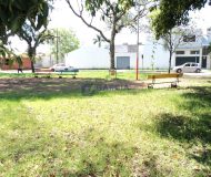 Casa com 200m², 3 dormitórios, 1 suíte, 3 vagas no bairro Parque Minuano em Porto Alegre