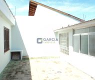 Casa com 200m², 3 dormitórios, 1 suíte, 3 vagas no bairro Parque Minuano em Porto Alegre