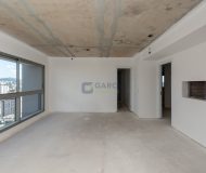 Apartamento com 116m², 3 dormitórios, 1 suíte, 2 vagas no bairro Santa Cecília em Porto Alegre
