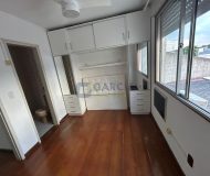 Cobertura com 85m², 2 dormitórios, 1 suíte, 1 vaga no bairro São Sebastião em Porto Alegre