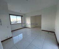 Cobertura com 85m², 2 dormitórios, 1 suíte, 1 vaga no bairro São Sebastião em Porto Alegre
