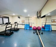 Apartamento com 80m², 3 dormitórios, 1 suíte, 2 vagas no bairro Passo da Areia em Porto Alegre