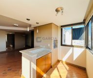 Apartamento com 80m², 3 dormitórios, 1 suíte, 2 vagas no bairro Passo da Areia em Porto Alegre