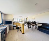 Apartamento com 80m², 3 dormitórios, 1 suíte, 2 vagas no bairro Passo da Areia em Porto Alegre