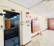 Apartamento com 80m², 3 dormitórios, 1 suíte, 2 vagas no bairro Passo da Areia em Porto Alegre