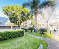 Apartamento com 80m², 3 dormitórios, 1 suíte, 2 vagas no bairro Passo da Areia em Porto Alegre