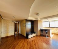 Apartamento com 80m², 3 dormitórios, 1 suíte, 2 vagas no bairro Passo da Areia em Porto Alegre