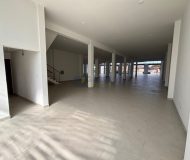 Loja com 781m² no bairro Sarandi em Porto Alegre