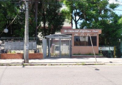 Apartamento com 48m², 2 dormitórios, 1 vaga no bairro Sarandi em Porto Alegre
