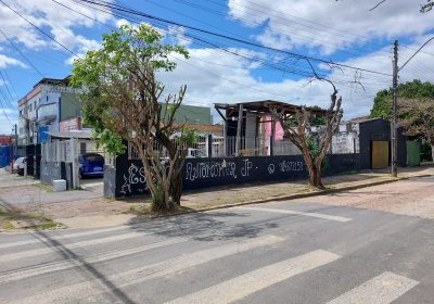 Terreno com 300m² no bairro Sarandi em Porto Alegre