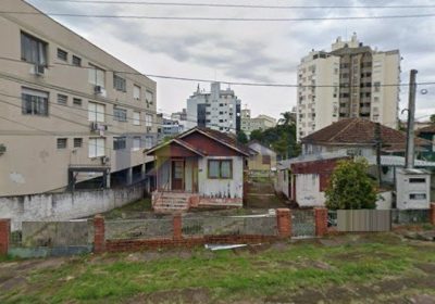 Terreno com 600m² no bairro Cristo Redentor em Porto Alegre
