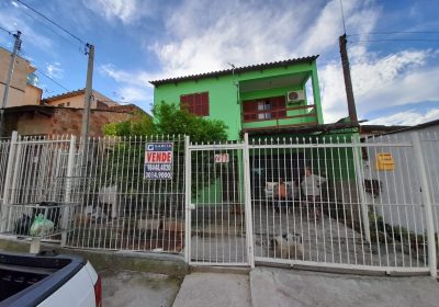 Casa com 214m², 3 dormitórios, 2 vagas no bairro Rubem Berta em Porto Alegre
