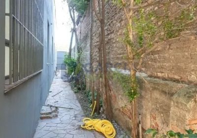 Depósito com 800m² no bairro São Geraldo em Porto Alegre
