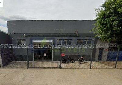 Depósito com 372m² no bairro Floresta em Porto Alegre