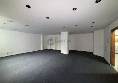 Sala Comercial com 71m², 1 vaga no bairro Menino Deus em Porto Alegre