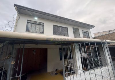 Casa com 70m², 3 dormitórios, 1 vaga no bairro Sarandi em Porto Alegre