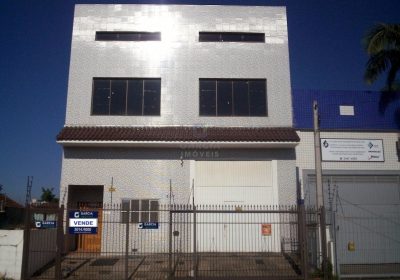 Depósito com 390m², 2 vagas no bairro Sarandi em Porto Alegre