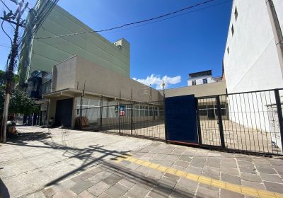 Loja com 53m² no bairro São Geraldo em Porto Alegre