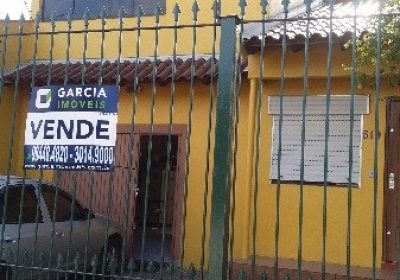 Casa com 150m², 6 dormitórios, 1 suíte, 3 vagas no bairro Sarandi em Porto Alegre