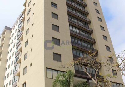Apartamento com 81m², 2 dormitórios, 1 suíte, 2 vagas no bairro Cristo Redentor em Porto Alegre
