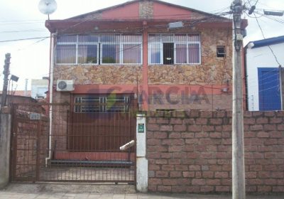 Depósito com 480m² no bairro Santa Maria Goretti em Porto Alegre