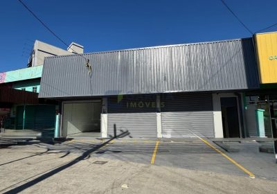 Loja com 403m², 5 vagas no bairro São Sebastião em Porto Alegre